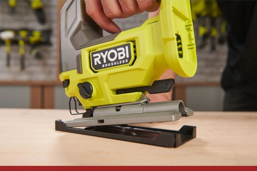 Scie sauteuse RYOBI de