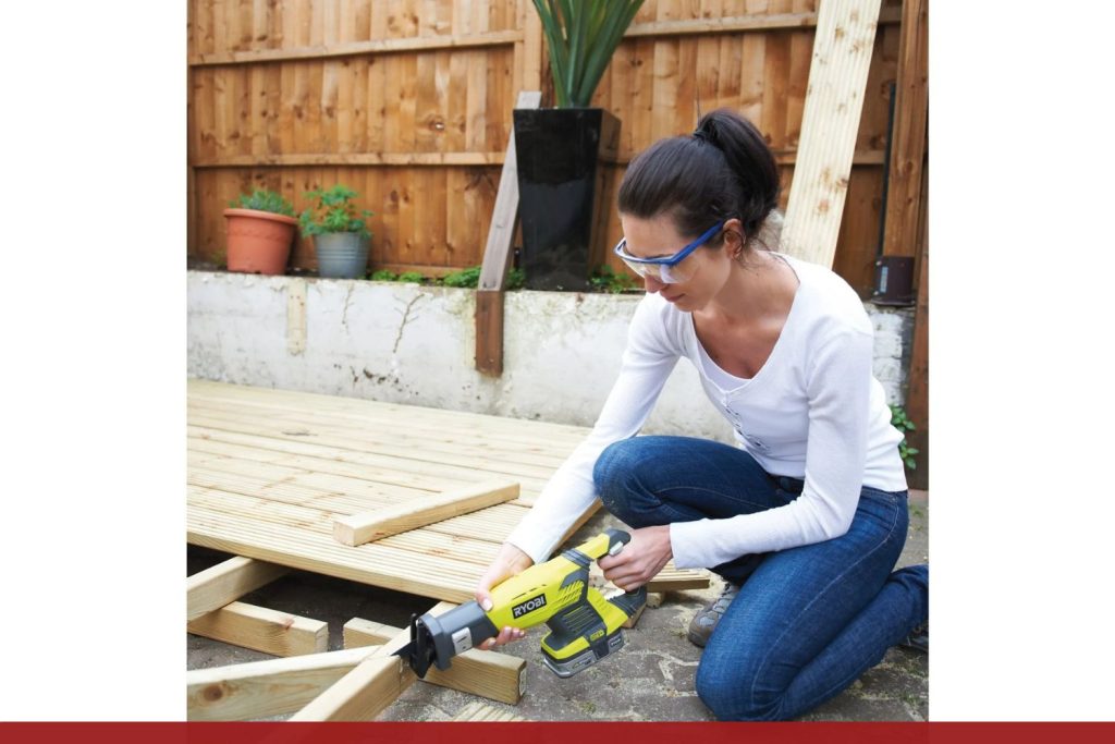 RYOBI RRS1801M decoupe femme