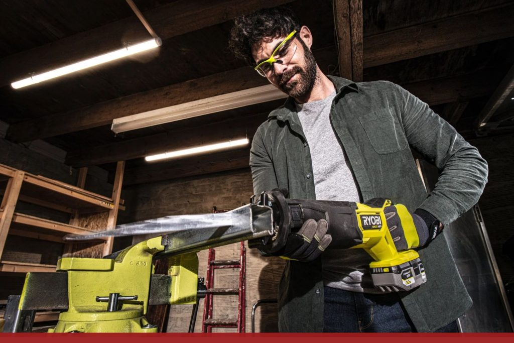 Scie sabre Ryobi RRS18X-0 18V decoupe bois