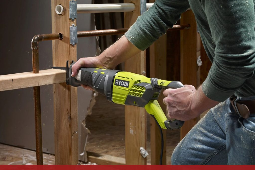 Scie Sabre RYOBI RRS1200-K